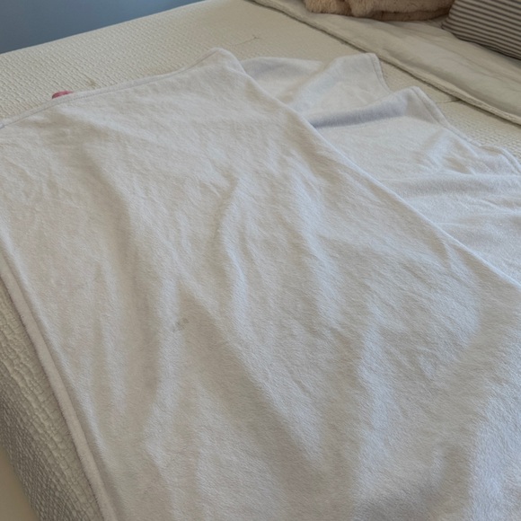 Roller Rabbit Pink Monkeys Blanket! - Picture 6 of 7